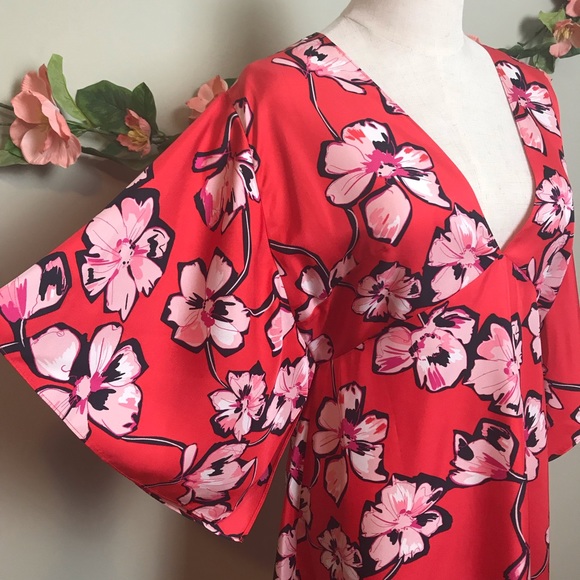 Lewit Dresses & Skirts - Lewit | Red Floral 100% Silk size 12